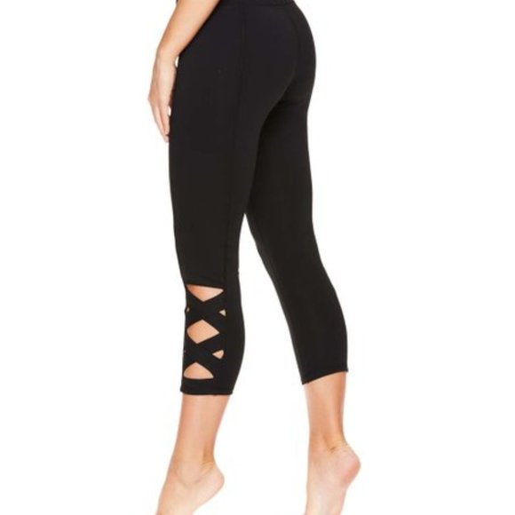 GAIAM Pants - NWT Last One Size S